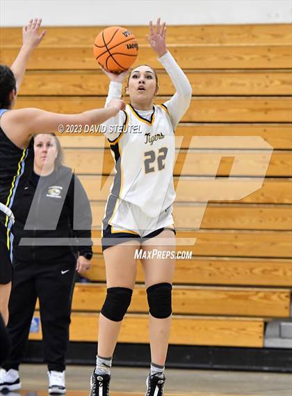 Thumbnail 3 in River City @ Inderkum photogallery.