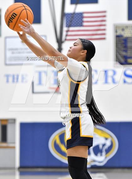 Thumbnail 2 in River City @ Inderkum photogallery.