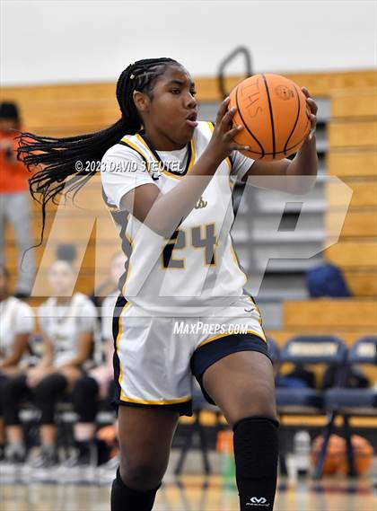 Thumbnail 1 in River City @ Inderkum photogallery.