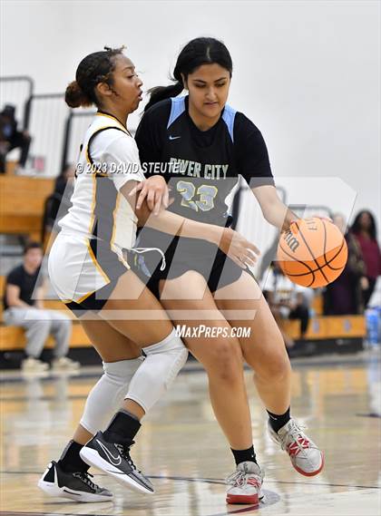 Thumbnail 1 in River City @ Inderkum photogallery.