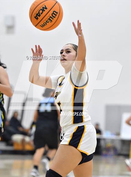 Thumbnail 1 in River City @ Inderkum photogallery.