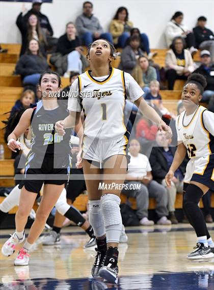 Thumbnail 1 in River City @ Inderkum photogallery.