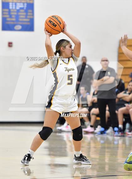 Thumbnail 3 in River City @ Inderkum photogallery.