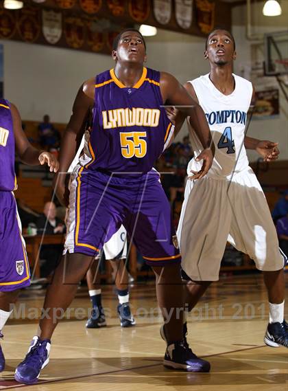 Thumbnail 2 in Compton vs. Lynwood (Jim Harris Memorial) photogallery.
