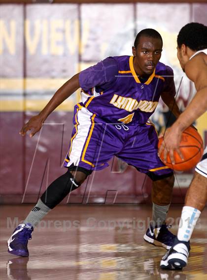 Thumbnail 1 in Compton vs. Lynwood (Jim Harris Memorial) photogallery.