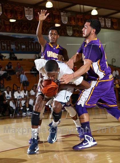 Thumbnail 1 in Compton vs. Lynwood (Jim Harris Memorial) photogallery.