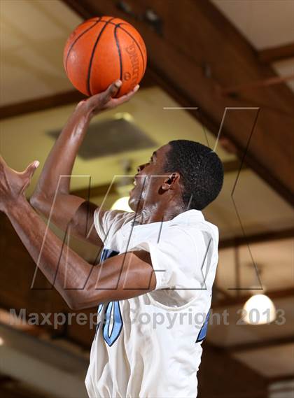 Thumbnail 3 in Compton vs. Lynwood (Jim Harris Memorial) photogallery.