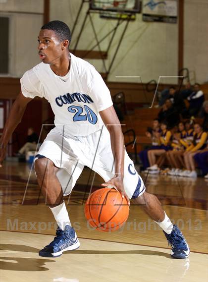 Thumbnail 2 in Compton vs. Lynwood (Jim Harris Memorial) photogallery.