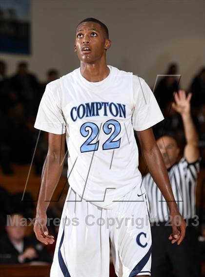 Thumbnail 2 in Compton vs. Lynwood (Jim Harris Memorial) photogallery.