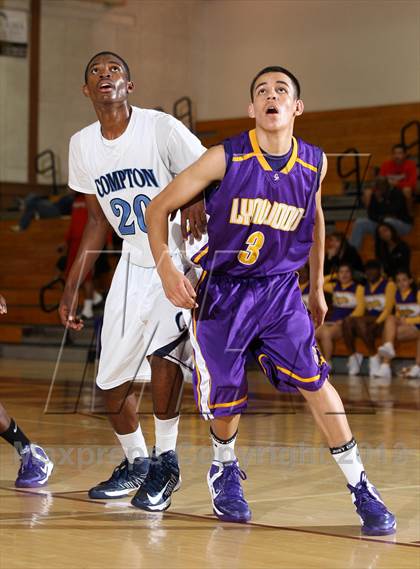 Thumbnail 2 in Compton vs. Lynwood (Jim Harris Memorial) photogallery.