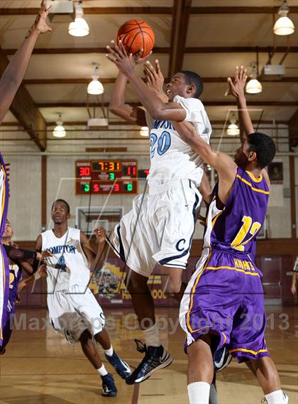 Thumbnail 1 in Compton vs. Lynwood (Jim Harris Memorial) photogallery.