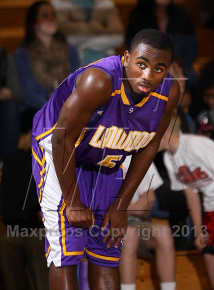 Thumbnail 1 in Compton vs. Lynwood (Jim Harris Memorial) photogallery.