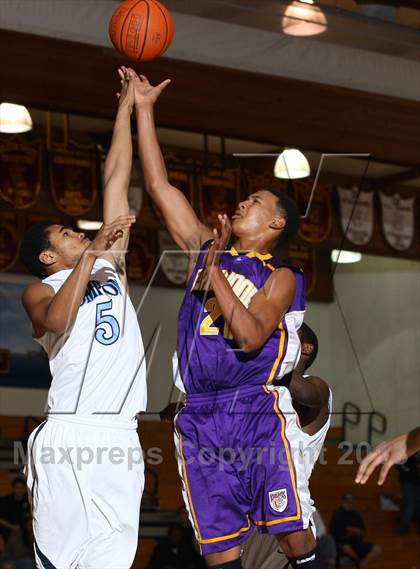 Thumbnail 3 in Compton vs. Lynwood (Jim Harris Memorial) photogallery.