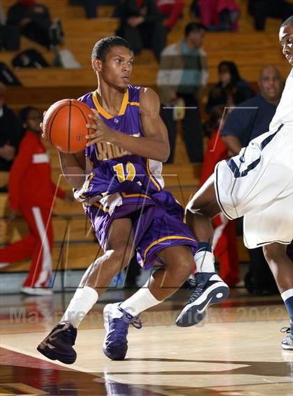 Thumbnail 3 in Compton vs. Lynwood (Jim Harris Memorial) photogallery.