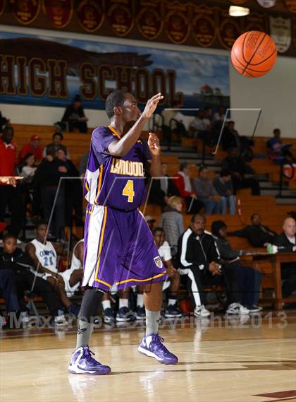 Thumbnail 3 in Compton vs. Lynwood (Jim Harris Memorial) photogallery.