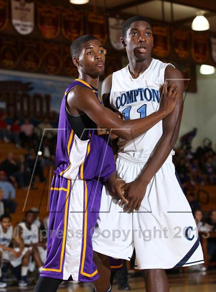 Thumbnail 1 in Compton vs. Lynwood (Jim Harris Memorial) photogallery.