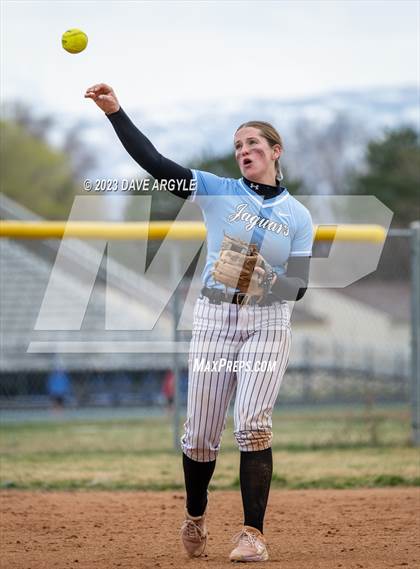 Thumbnail 2 in Skyline @ West Jordan photogallery.