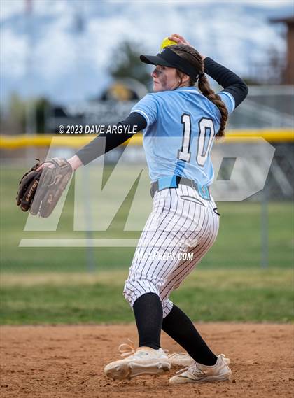 Thumbnail 3 in Skyline @ West Jordan photogallery.