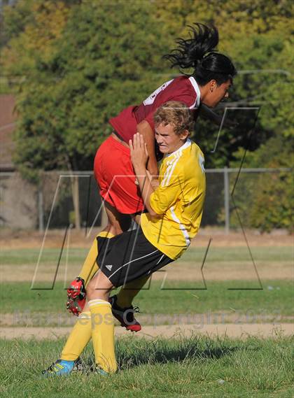 Thumbnail 1 in Golden Sierra @ Encina Prep photogallery.