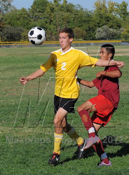 Thumbnail 1 in Golden Sierra @ Encina Prep photogallery.