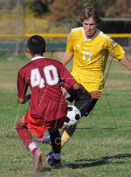 Thumbnail 1 in Golden Sierra @ Encina Prep photogallery.