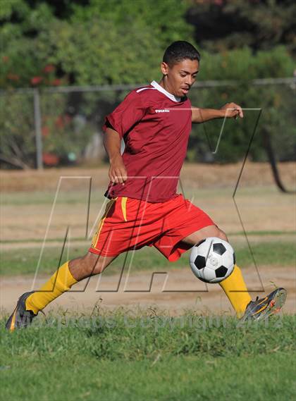 Thumbnail 2 in Golden Sierra @ Encina Prep photogallery.