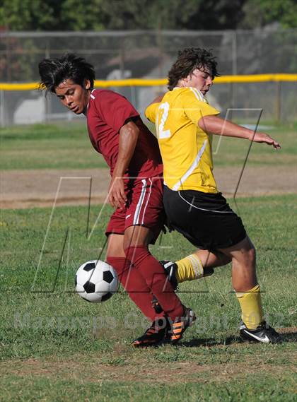 Thumbnail 2 in Golden Sierra @ Encina Prep photogallery.