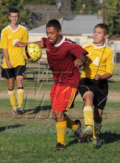Thumbnail 1 in Golden Sierra @ Encina Prep photogallery.