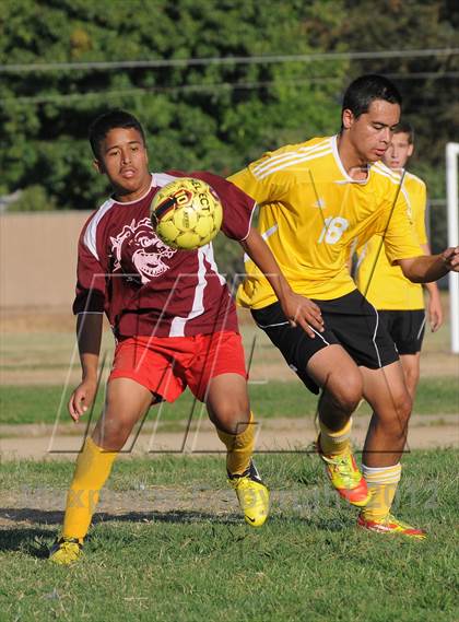 Thumbnail 2 in Golden Sierra @ Encina Prep photogallery.