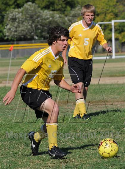 Thumbnail 1 in Golden Sierra @ Encina Prep photogallery.
