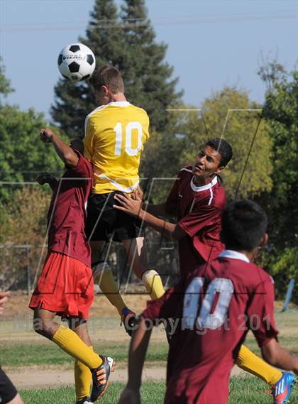 Thumbnail 2 in Golden Sierra @ Encina Prep photogallery.