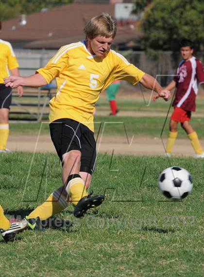 Thumbnail 1 in Golden Sierra @ Encina Prep photogallery.