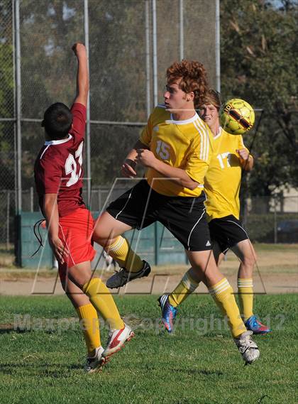 Thumbnail 3 in Golden Sierra @ Encina Prep photogallery.