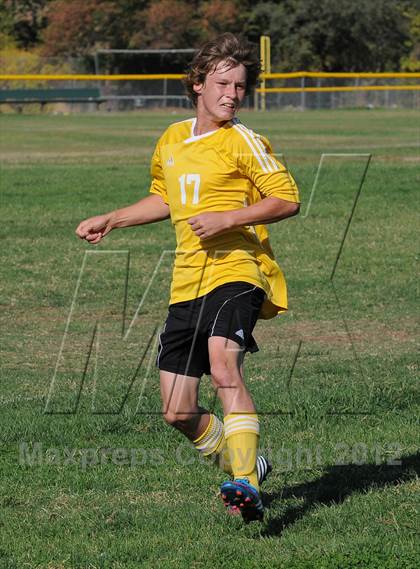 Thumbnail 2 in Golden Sierra @ Encina Prep photogallery.