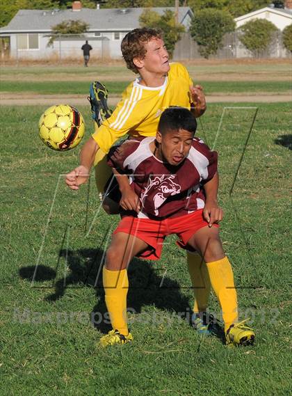 Thumbnail 3 in Golden Sierra @ Encina Prep photogallery.