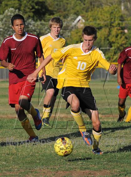 Thumbnail 2 in Golden Sierra @ Encina Prep photogallery.
