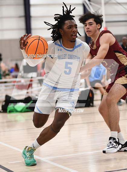 Thumbnail 1 in Oaks Christian vs Valley Christian (California Live) photogallery.