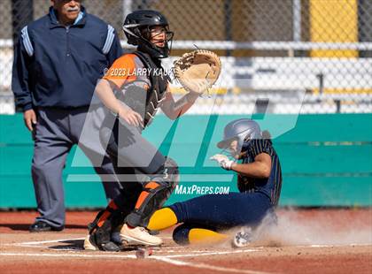 Thumbnail 1 in Silver Creek @ Milpitas photogallery.