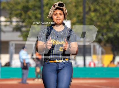 Thumbnail 1 in Silver Creek @ Milpitas photogallery.