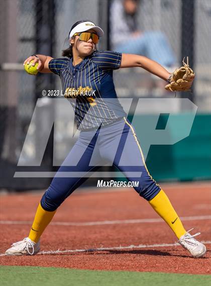 Thumbnail 3 in Silver Creek @ Milpitas photogallery.