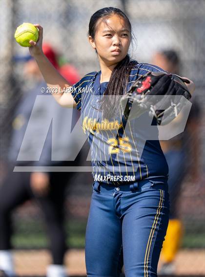 Thumbnail 3 in Silver Creek @ Milpitas photogallery.