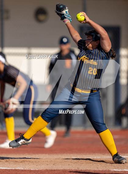 Thumbnail 1 in Silver Creek @ Milpitas photogallery.