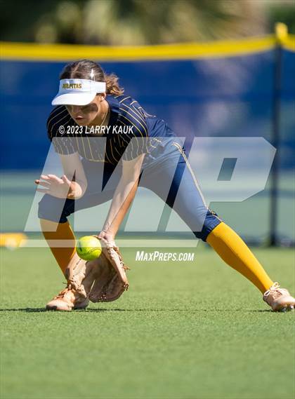 Thumbnail 3 in Silver Creek @ Milpitas photogallery.