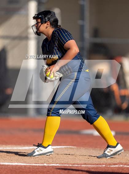Thumbnail 2 in Silver Creek @ Milpitas photogallery.