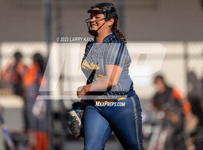 Thumbnail 2 in Silver Creek @ Milpitas photogallery.
