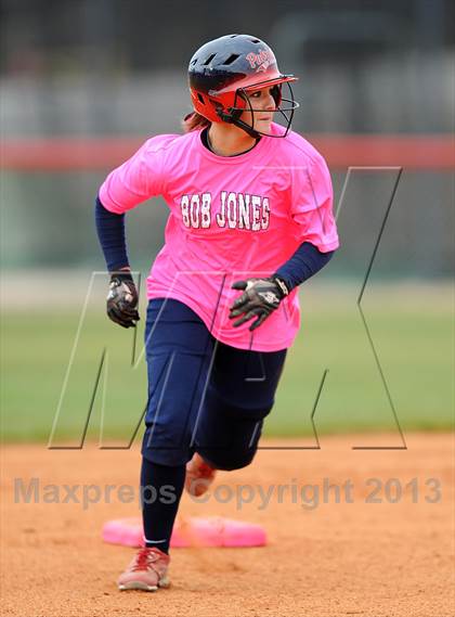 Thumbnail 2 in Bob Jones vs. James Clemens photogallery.