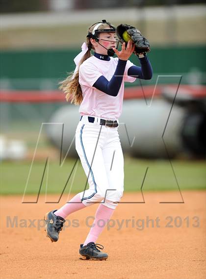 Thumbnail 3 in Bob Jones vs. James Clemens photogallery.