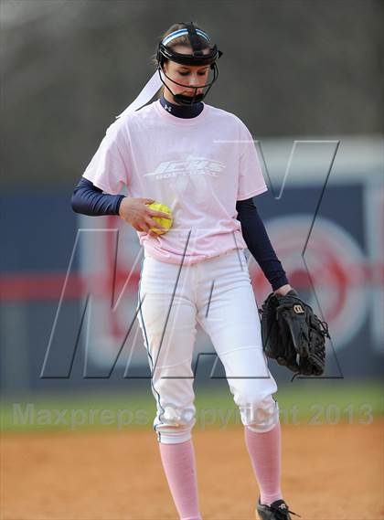 Thumbnail 1 in Bob Jones vs. James Clemens photogallery.