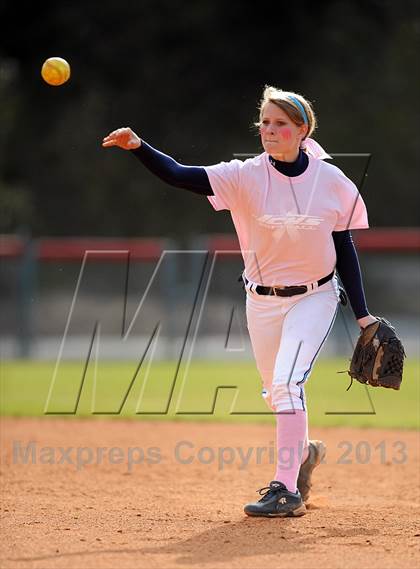 Thumbnail 2 in Bob Jones vs. James Clemens photogallery.