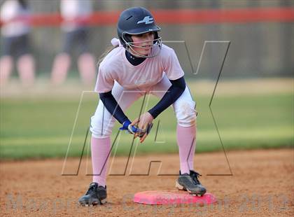 Thumbnail 2 in Bob Jones vs. James Clemens photogallery.